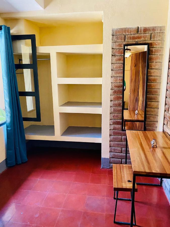 León Hostal La Tortuga Booluda المظهر الخارجي الصورة